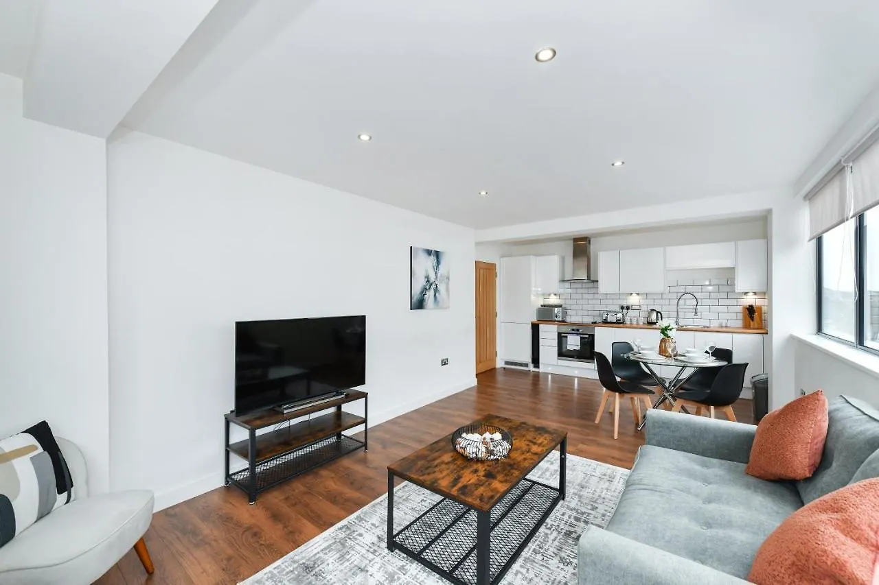 Carlton Heights: Modern 2-Bedroom Corporate and Leisure Apartment Nottingham